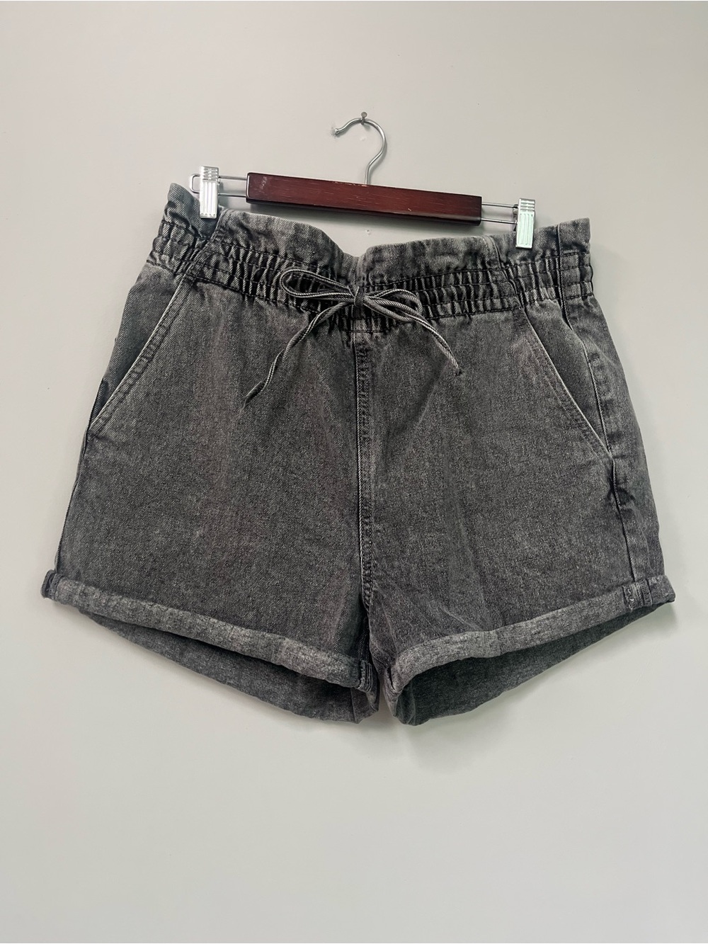 Paperbag waist denim shorts